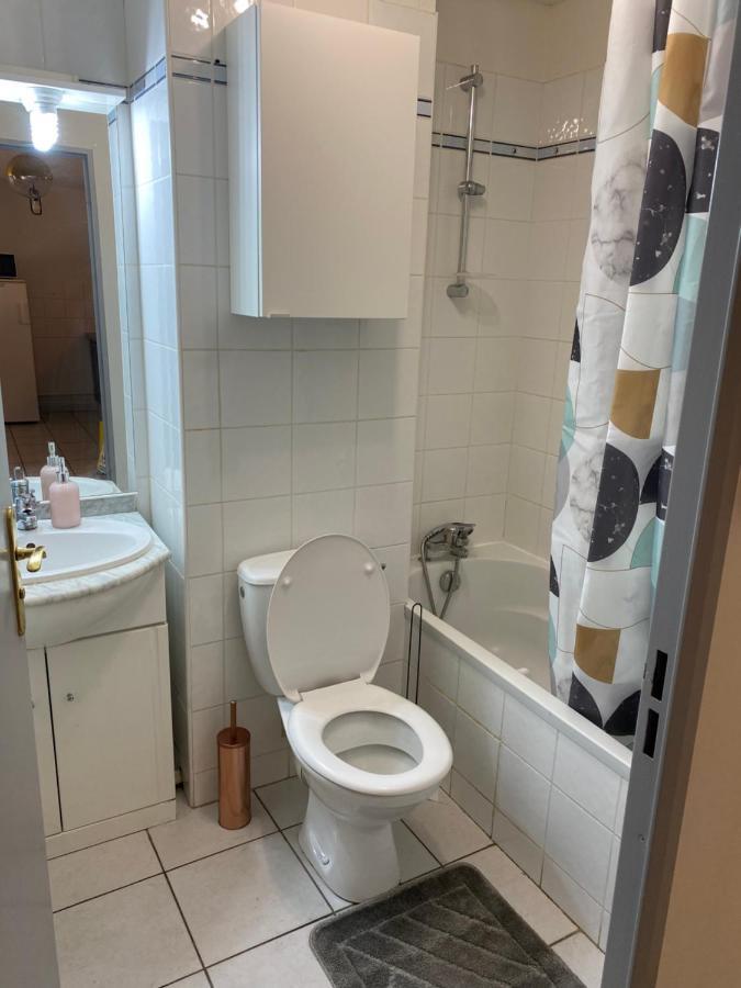 Appartement Lumineux Avec Place De Parking Privative Beziers Luaran gambar